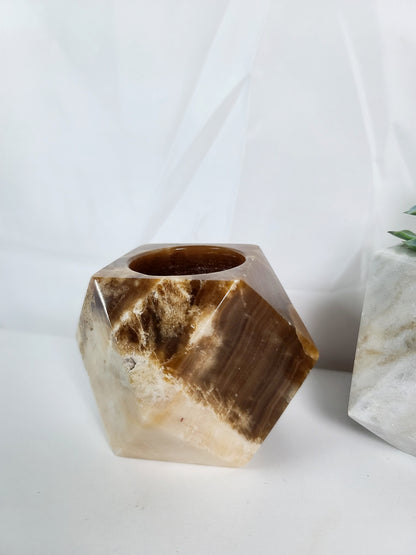 Chocolate Onyx Planter • Mexico