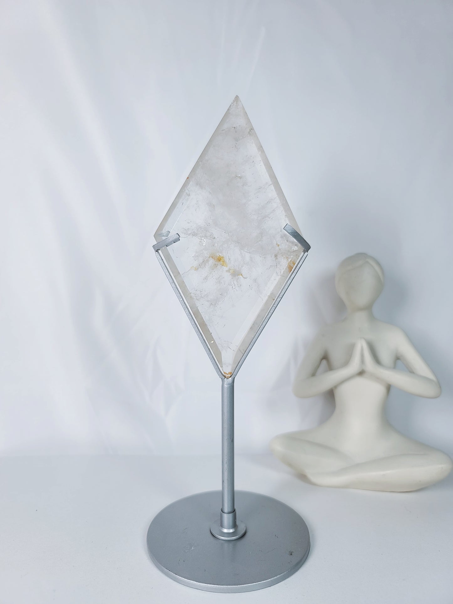 Quartz Diamond On Stand